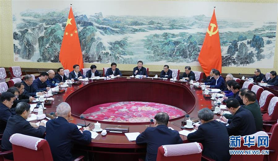 12月25日至26日，中共中央政治局召開民主生活會，中共中央總書記習(xí)近平主持會議并發(fā)表重要講話。圖片來自：新華社