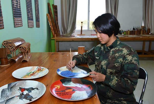 【黨的十九大精神進軍營】風雨礪劍！火箭兵枕戈待旦只為導彈騰飛