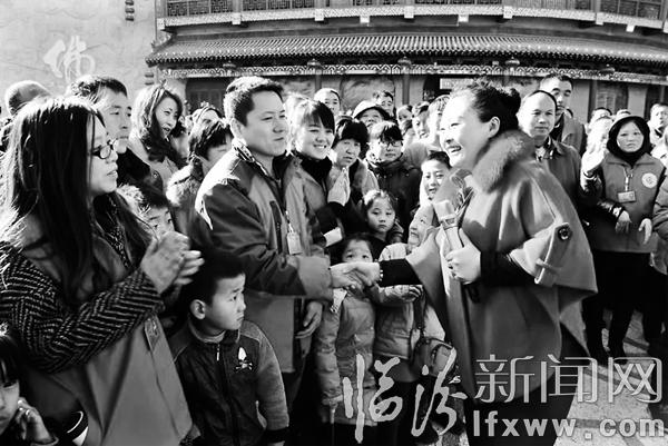 隰縣“一米陽(yáng)光”志愿隊(duì)舉辦公益演出